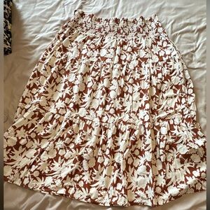 Universal Thread Skirt XXL
